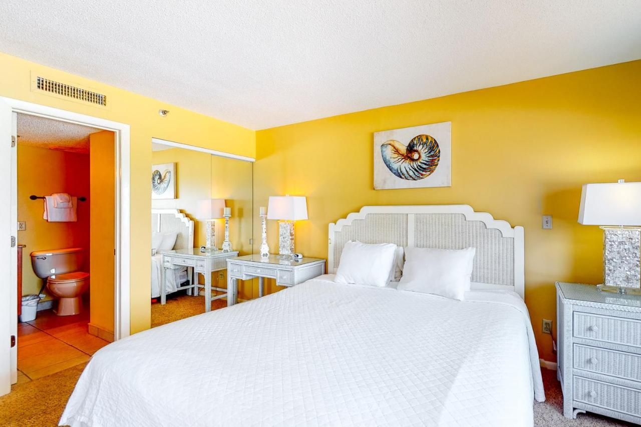 Emerald Towers Destin Room photo