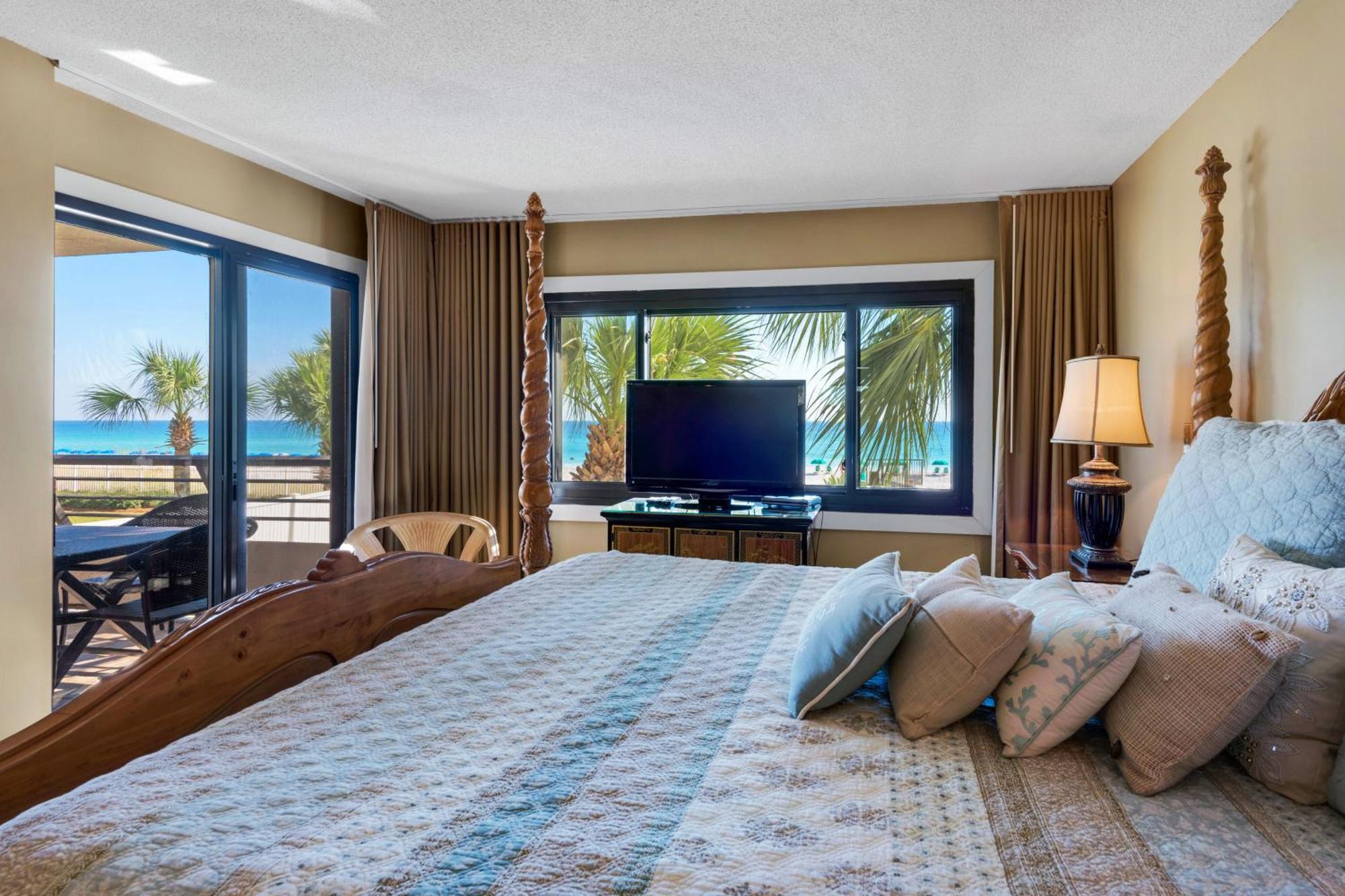 Emerald Towers Destin Room photo